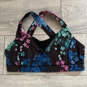 Lululemon black & floral sports bra size 10